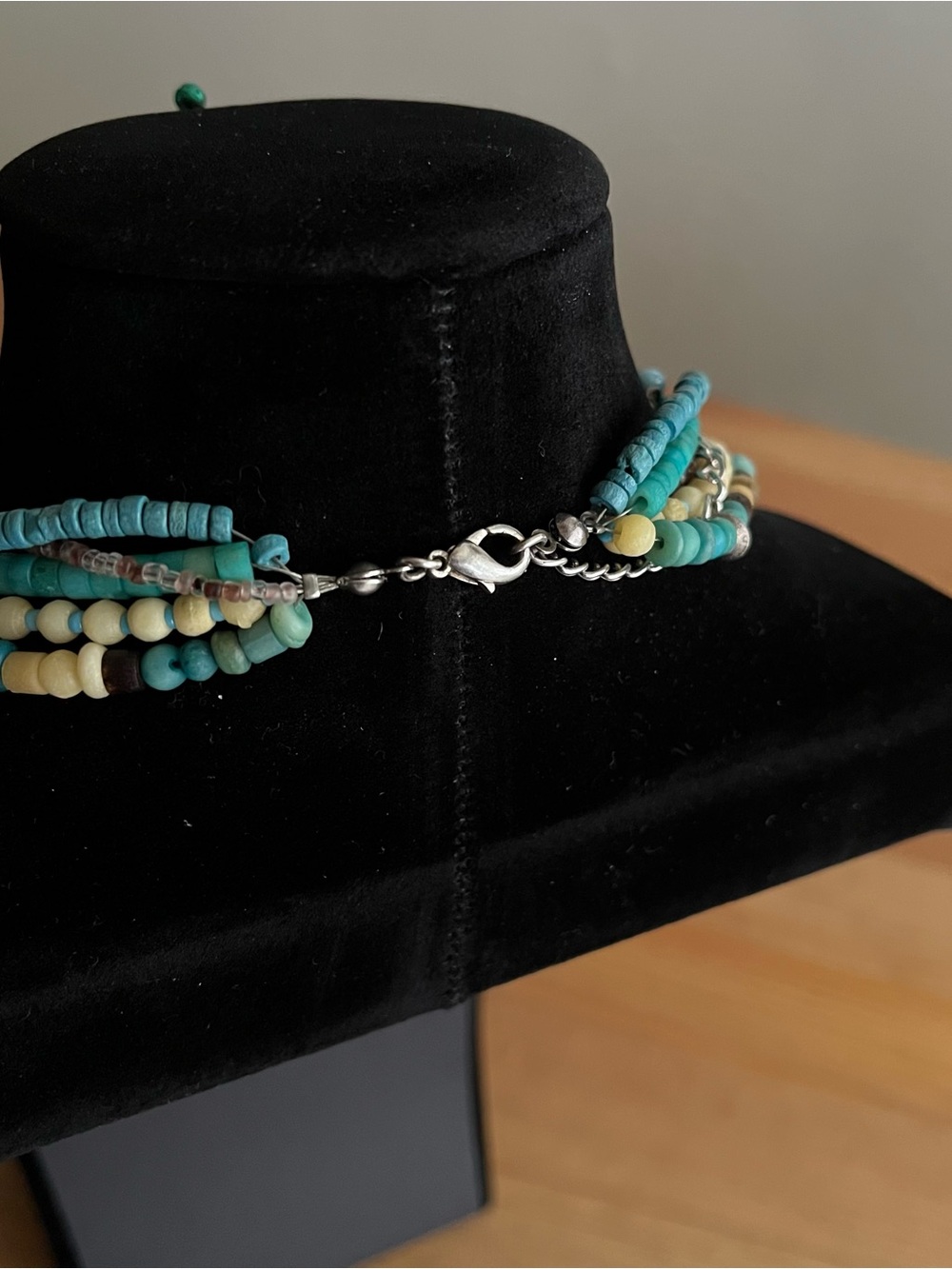 Multi strand stone glass necklace with clip on dangle earrings jewelry set boho - Picture 6 of 8